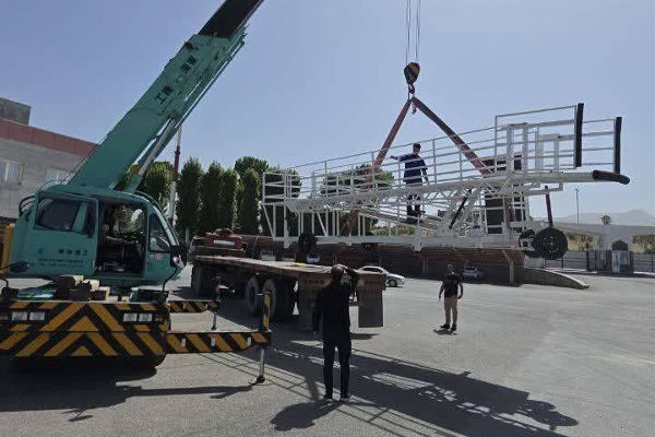 بهره‌برداری از دستگاه رمپ بوردینگ در فرودگاه سنندج