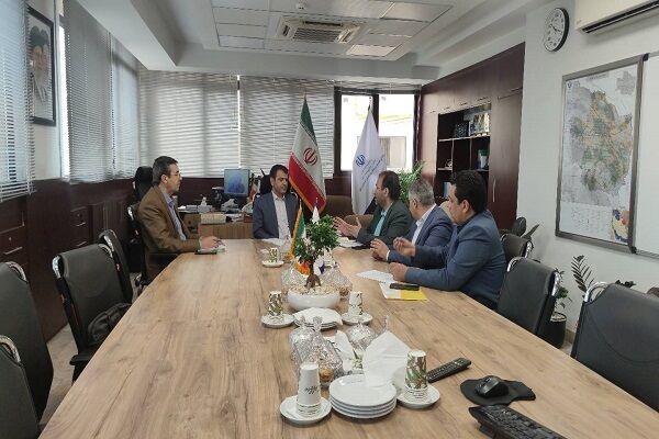 دیدار مدیرکل راه و شهرسازی خراسان رضوی با رئیس سازمان مدیریت
و برنامه‌ریزی استان/تأکید بر هم‌افزایی در مسیر توسعه زیرساخت‌ها و
پروژه‌های عمرانی استان