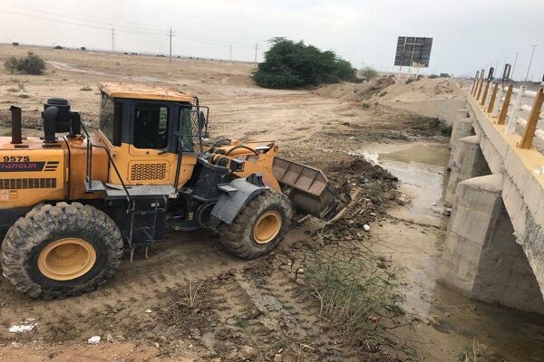 لایروبی و پاکسازی ۵۳ دستگاه پل در محورهای مواصلاتی شهرستان
بروجن استان چهارمحال و بختیاری