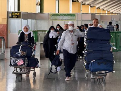 ۱۰ پرواز در یک روز؛ تسریع در ادامه روند بازگشت حجاج از مدینه
به فرودگاه مشهدمقدس