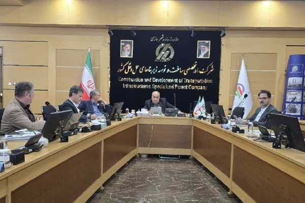 ۳۶ کیلومتر از محورهای منتهی به مرزهای غربی تا اربعین تکمیل
می‌شود