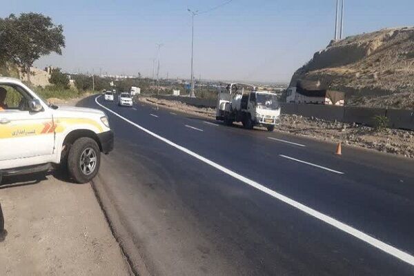 آغاز عملیات خط کشی محورهای شهرستان عجب شیر در آذربایجان
شرقی