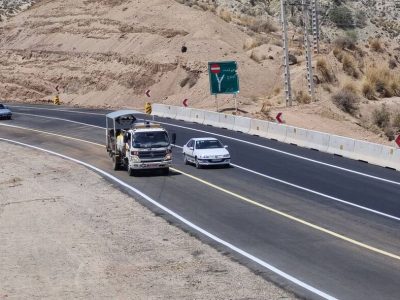 اجرای بیش از یک‌هزار کیلومتر خط‌کشی در محورهای جنوب کرمان از
ابتدای سال
