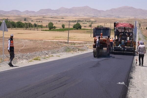 ارتقای ایمنی و کیفیت راه‌های روستایی همدان با اجرای
پروژه‌های عمرانی