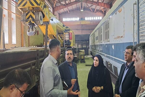 بازدید مسئولان راه و شهرسازی خراسان رضوی از تجهیزات بحرانی
راه‌آهن با هدف ارزیابی عملیاتی