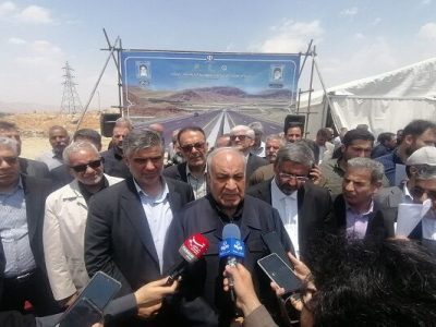 ببینید| آغازعملیات اجرایی قطعه یک آزادراه اراک –
خرم‌آباد