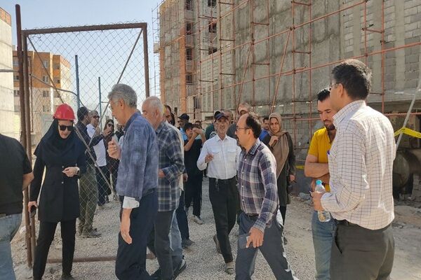 ببینید | بازدید دور سوم متقاضیان از پروژه ۱۱۲۰ واحدی نهضت
ملی مسکن شهرک ولیعصر(عج) بجنورد در خراسان شمالی