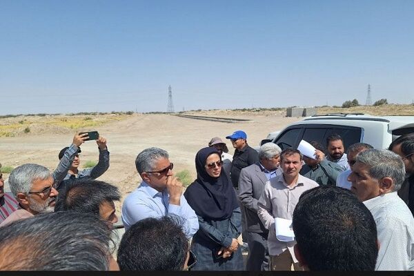 ببینید| بازدید معاون استاندار و مدیر کل راه و شهرسازی سیستان
و بلوچستان از فرمانداری هامون و سایت نهضت ملی مسکن محمدآباد