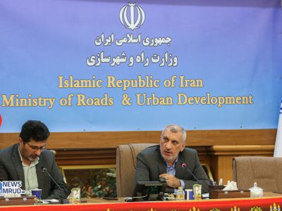 ببینید| جلسه مشاور وزیر و فرمانده مرکز بسیج وزارت راه و
شهرسازی با فرماندهان بسیج ادارات کل تابعه خانواده وزارت راه و
شهرسازی