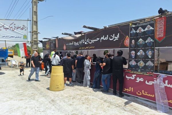 ببینید|برپایی موکب فعالان حمل و نقل و راهداری استان البرز و
پذیرایی از عزاداران حسینی و مسافران در آزادراه کرج- قزوین محدوده
پلیس راه