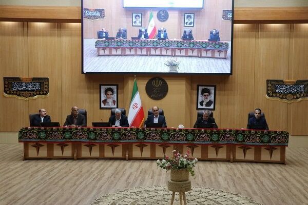 تامین زمین برای بیش از ۱۰۰ هزار واحد مسکونی در طرح جوانی
جمعیت و جامعه ایثارگری