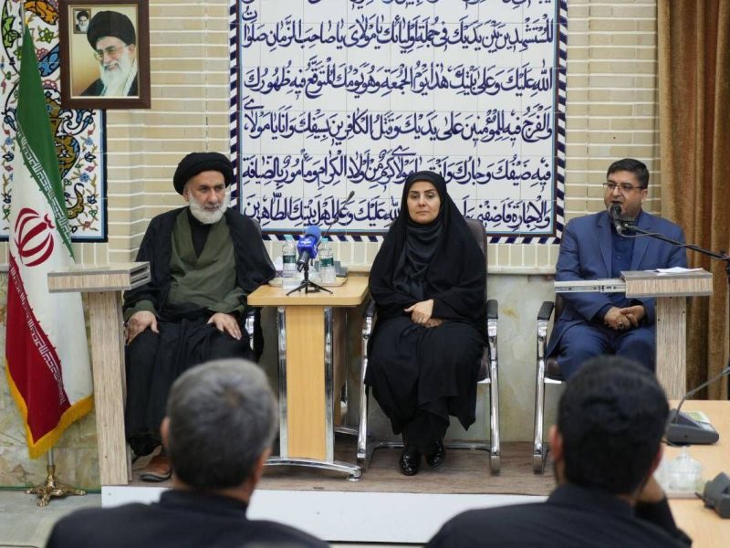 تلاش می‌کنیم ریل‌گذاری راه‌آهن شهرکرد- سفیددشت- مبارکه-
اصفهان به سرانجام برسد