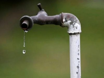 توزیع آب در نایلون؛ راه‌حل آبفا برای تأمین آب شرب در زمان قطعی