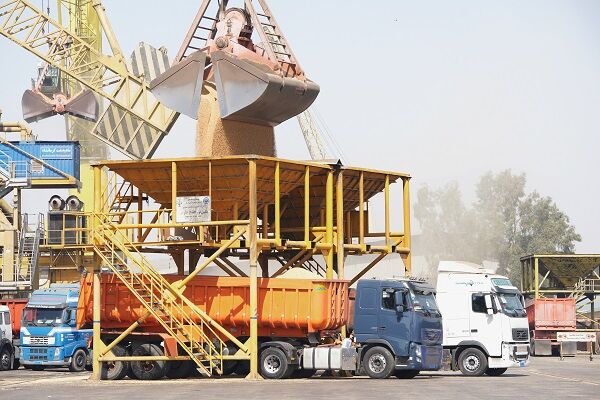 رکورد جدید حمل‌ونقل جاده‌ای با جابه‌جایی بیش از ۱۸ میلیون تن
کالا از خوزستان