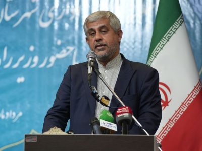 طرح مطالبات سی ساله از وزیر راه و شهرسازی دولت چهاردهم/ از
راه‌آهن جیرفت تا جاده‌هایی که سالهاست دو بانده نشده‌اند