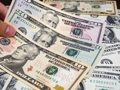قیمت دلار، یورو و درهم در مرکز مبادله ارزی