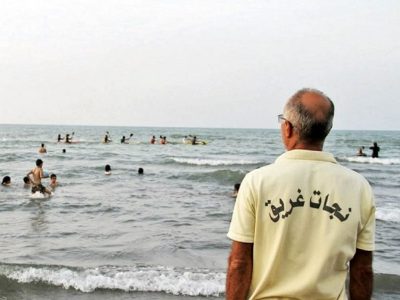 ۱۲۱ نفر از غرق شدن در دریای مازندران نجات یافتند