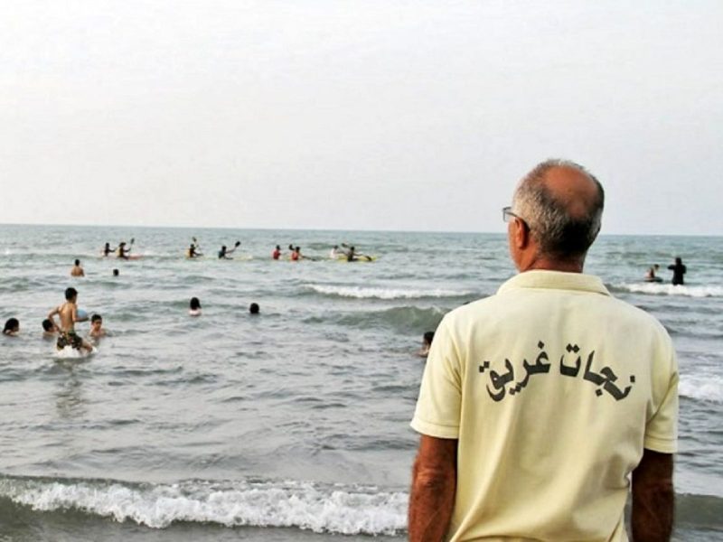 ۱۲۱ نفر از غرق شدن در دریای مازندران نجات یافتند