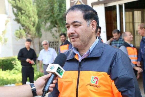اعزام ۱۴ راهدار استان مرکزی به ایلام برای خدمت‌رسانی به
زائران اربعین