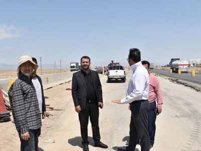 بازدید مدیرکل راه و شهرسازی استان سمنان از روند احداث باند
جدید محور سرخه-سمنان