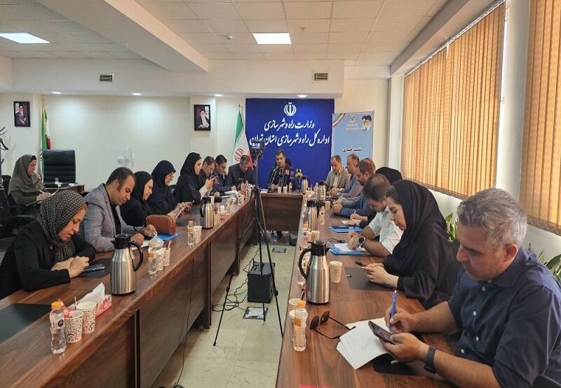 ببینید| اولین نشست خبری مدیرکل راه و شهرسازی استان تهران در
سال ۱۴۰۴ با خبرنگاران حوزه راه و مسکن