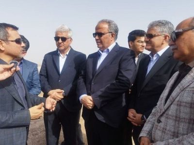 ببینید| بازدید استاندار سیستان و بلوچستان از عملیات ساخت ۳۰
کیلومتر بزرگراه در مسیر زاهدان – بیرجند