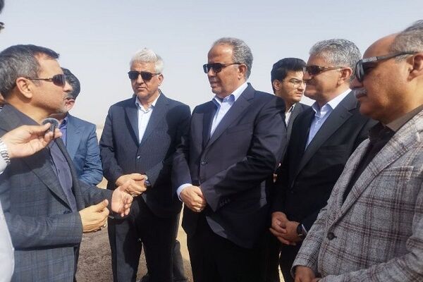ببینید| بازدید استاندار سیستان و بلوچستان از عملیات ساخت ۳۰
کیلومتر بزرگراه در مسیر زاهدان – بیرجند