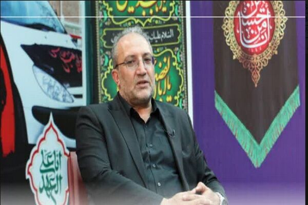 خدمات حمل ونقل در مسیر بازگشت زائران اربعین در مرز تمرچین
ساماندهی شده است