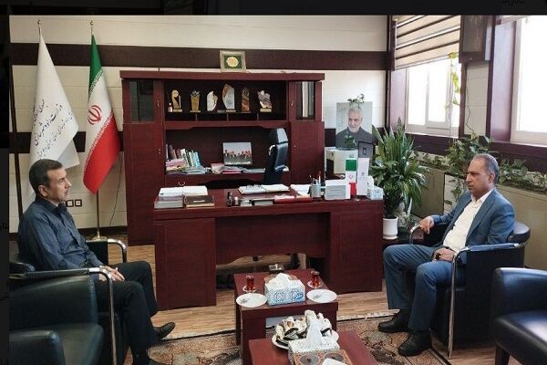 دیدار فرماندار زهک با مدیرکل راه و شهرسازی سیستان و
بلوچستان