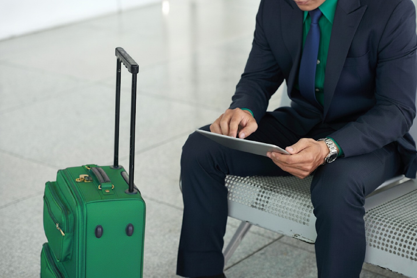 چالش‌ها و اشتباهات رایج در خرید بلیط لحظه آخری