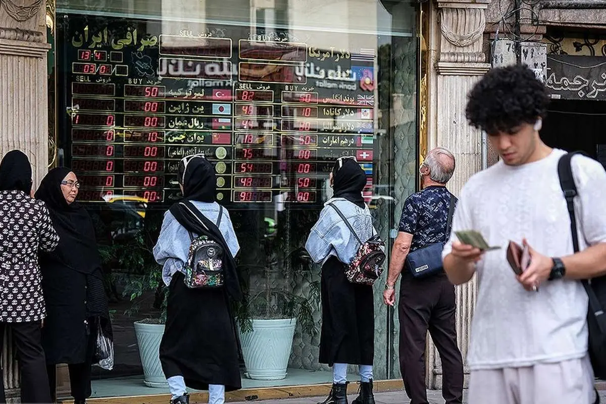 خرید تتر یا خرید خانه؟ بالاخره کدام روش سرمایهگذاری بهتر است؟ مقایسه جامع سود خرید تتر USDT (دلار دیجیتال) و مسکن