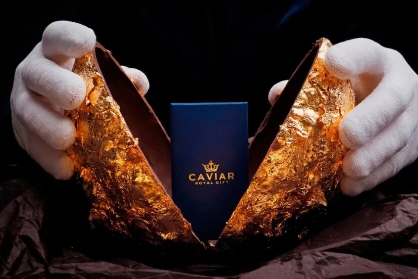 از تخم شکلاتی، آیفون طلا بیرون آمد / عکس