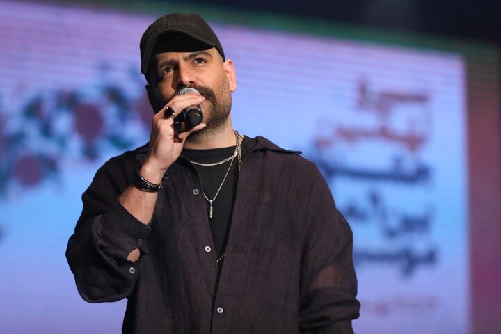 از توصیه یک نوازنده برای «فرار» تا «پنیک شدن» معین زد! از توصیه یک نوازنده برای «فرار» تا «پنیک شدن» معین زد!