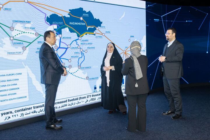 وضعیت جوی جادهها | پیشبینی تغییرات جوی در جادههای کشور در
روز شنبه ۲۲ آذرماه ۱۴۰۴ ایران و قزاقستان در مسیر تحول در همکاریهای لجستیکی و ترانزیتی