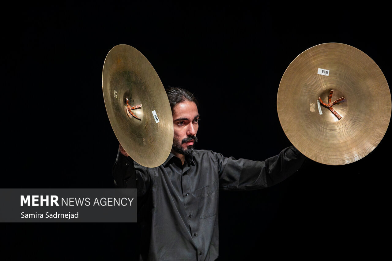 یک روایت از جشنواره موسیقی فجر چهل‌ویکم؛ رقابتی که «متوقف» شد