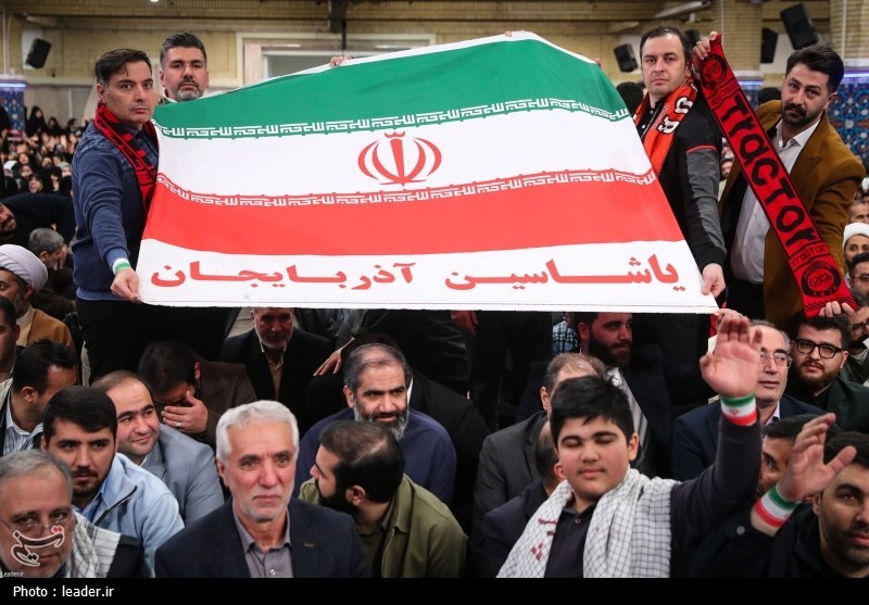 روایت تسنیم از دیدار مردم آذربایجان با رهبر انقلاب؛ سمفونی اشک و لبخند اخبار تبریز , اخبار استان آذربایجان شرقی , رهبر انقلاب , آذربایجان شرقی ,