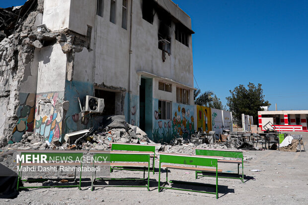 شهدای مدرسه شجره میناب سند رسوایی آمریکا؛ دانش آموزانی ایستاده در بهشت