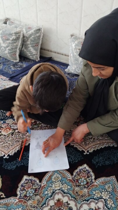 وقتی مهر معلم از خانه‌ها طلوع می‌کند