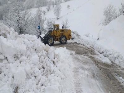 ویدیو|عملیات برف‌روبی راه‌های روستایی و کوهستانی توسط
راهداران شهرستان املش استان گیلان