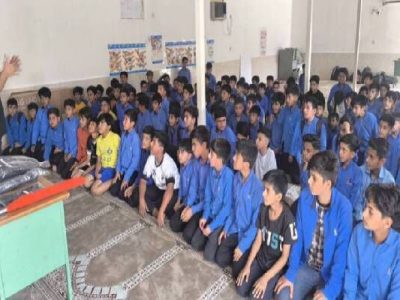 آموزش ایمنی به بیش از ۱۷۰۰ دانش آموز مدارس حاشیه راه ها و
۲۵۰ راکب موتورسیکلت در شهرستان بندر خمیر استان هرمزگان