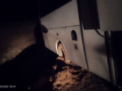 امدادرسانی راهداران چهارمحال و بختیاری به یک دستگاه اتوبوس
در راه مانده