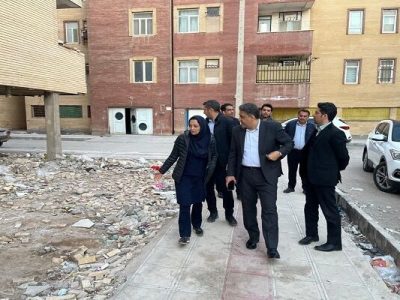 ببینید | بازدید رئیس مرکز تحقیقات راه، مسکن و شهرسازی و
مدیرکل راه و شهرسازی خوزستان از سایت مسکن مهر آبادان