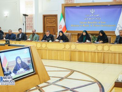 ببینید| نشست صمیمانه وزیر راه و شهرسازی با خانواده ایثارگر
ستاد وزارت راه و شهرسازی
