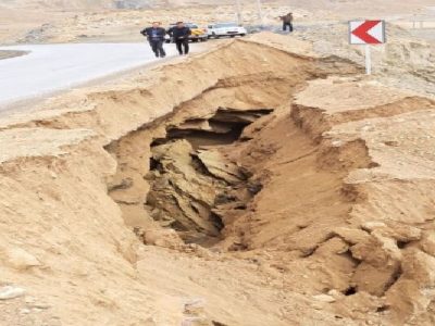 علت رانش زمین در محور فرخشهر_دزک استان چهارمحال‌وبختیاری
چیست؟
