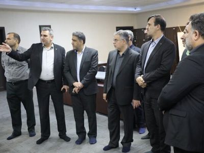 مدیرکل راه و شهرسازی و معاون استاندار خوزستان از ایستگاه راه
آهن اهواز بازدید کردند