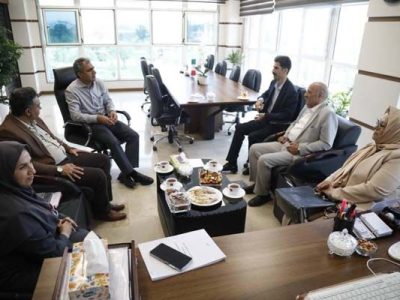 ببینید|دیدار جمعی از مدیران شرکت‌های حمل‌ونقل بین المللی
استان البرز با مدیرکل راهداری استان