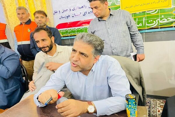 تشکیل میز خدمت و پاسخگویی به مراجعان در مصلای نماز جمعه
هویزه
