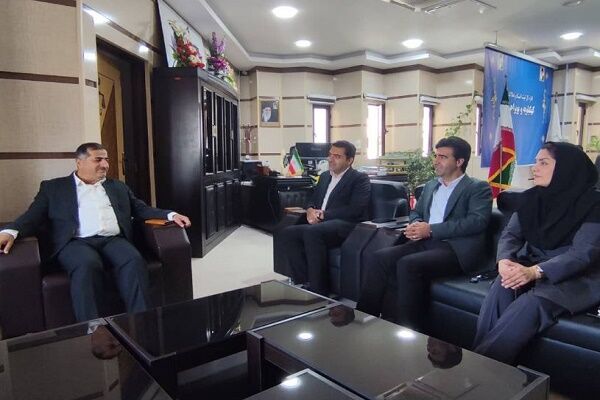 دیدار مدیرکل راه و شهرسازی با مدیرکل اداره کل ثبت اسناد و
املاک کهگیلویه و بویراحمد