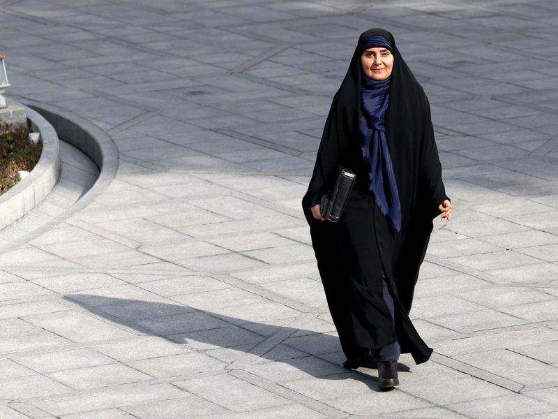 سفر یک‌روزه وزیر راه به قطر برای بررسی همکاری‌های حمل‌ونقلی
