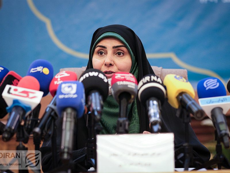 وزیر راه: تهران تحمل بارگذاری بیشتر مسکونی را ندارد/ تمرکززدایی از پایتخت در دستور کار جدی